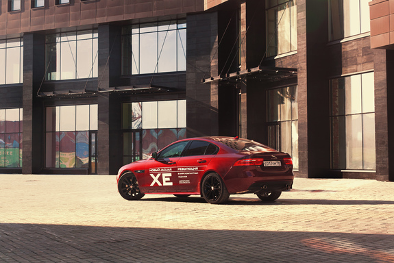 Jaguar XE: тест-драйв с Дмитрием Елизаровым 2